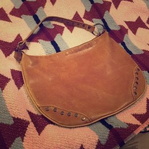 Vintage style leather bag